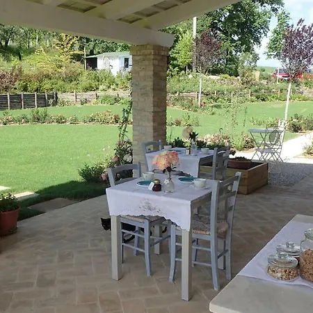 Casale I Tre Cipressi * Cossignano