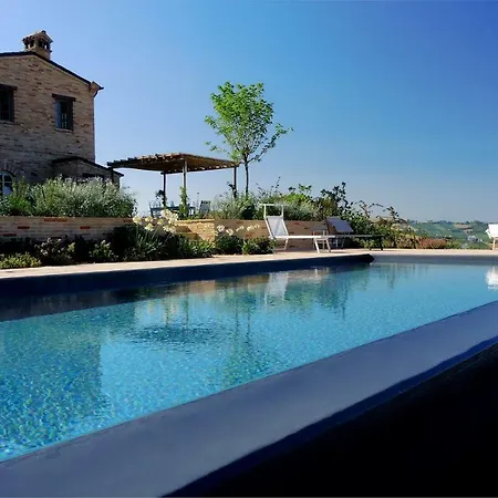 Bed & Breakfast Casale I Tre Cipressi *